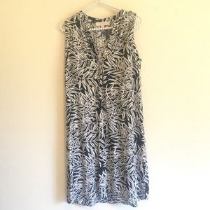 Ann Taylor LOFT Black an White Sleeveless Dress
